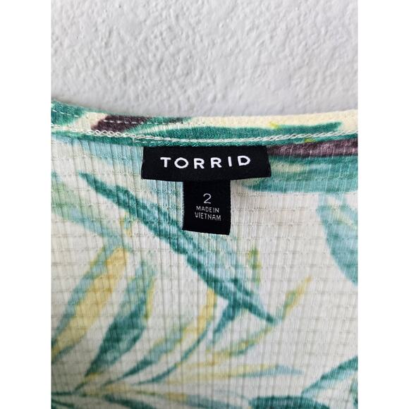 Torrid Babydoll Surplice Puff Sleeve Knit Top 2X Tropical Leafy Print Boho Flowy - Picture 5 of 9